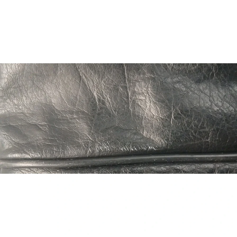 Vtg 90s WILSON Leather Gym /Sports/ Duffle /Carry On Bag 4 Zip Compartments 24